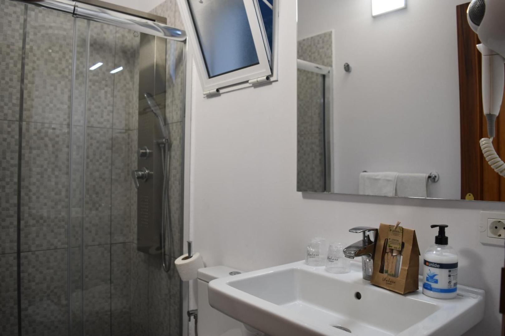 Sabare Apartment Frontera